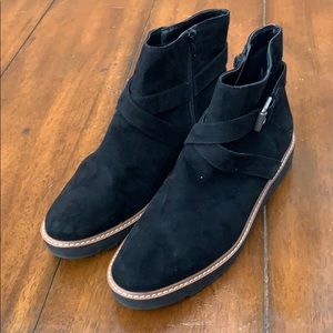 Naturalizer Women’s boot size 11 M